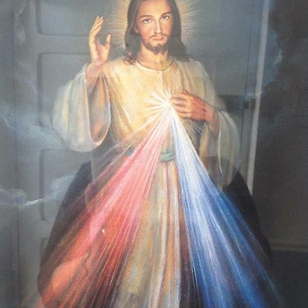 נוק Divine Mercy B&B מראה חיצוני תמונה